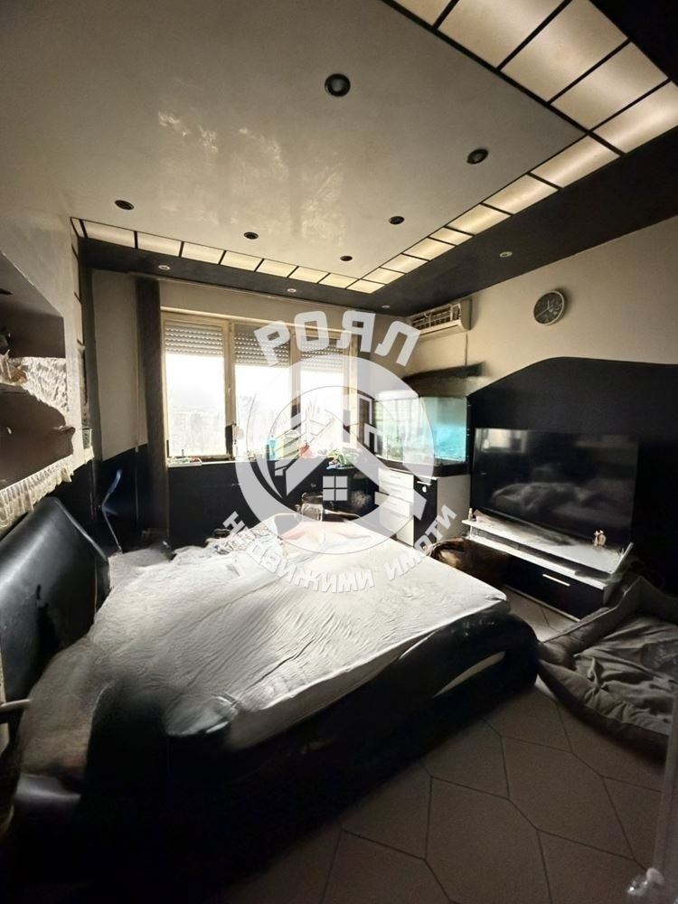 Роял имоти продава ТОП ЦЕНТЪР, двустаен апартамент в град Асеновград - 0