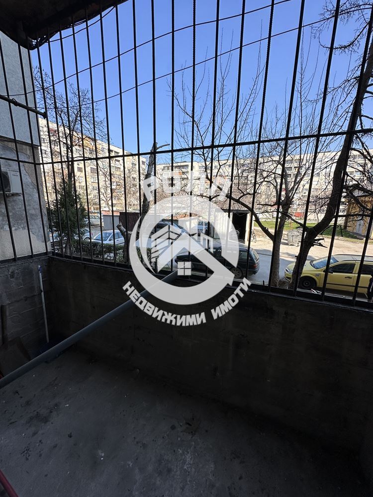 Роял Имоти продава Ексклузивно четиристаен апартамент на ул.Зенит в кв.Изгрев - 0