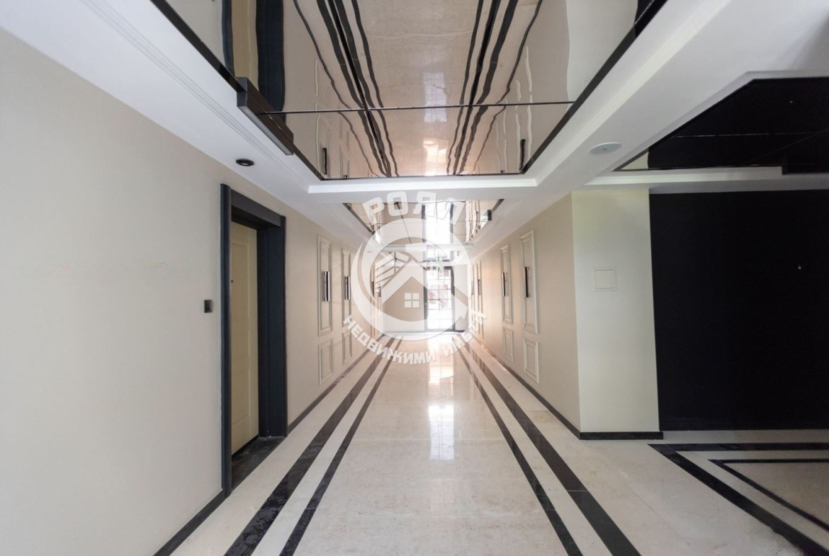 Роял имоти продава двустаен апартамент, Остромила, Пловдив - 0