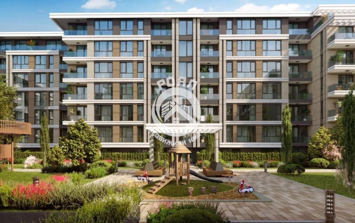 Роял Имоти продава двустаен апартамент в кв. Остромила - 0