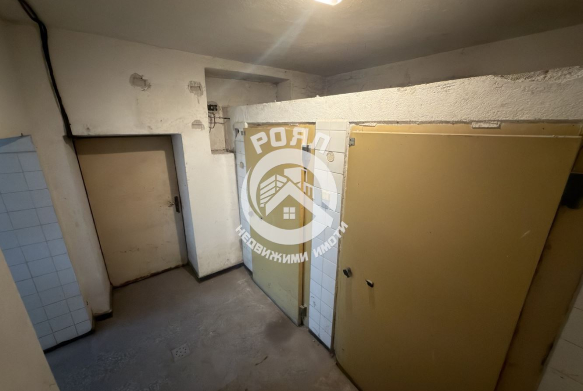 Роял Имоти отдава под наем магазин в Центъра на гр.Пловдив - 0