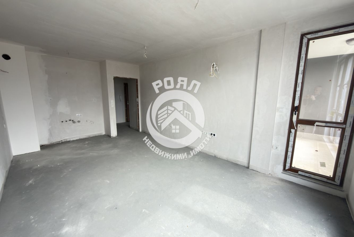 Роял Имоти продава двустаен апартамент в кв.Кючук Пяриж,гр.Пловдив - 0