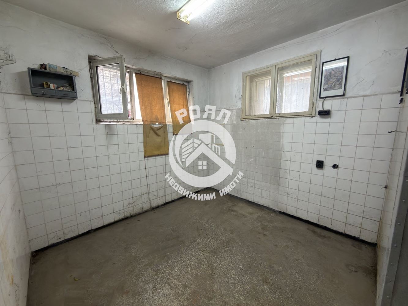 Роял Имоти отдава под наем магазин в Центъра на гр.Пловдив - 0