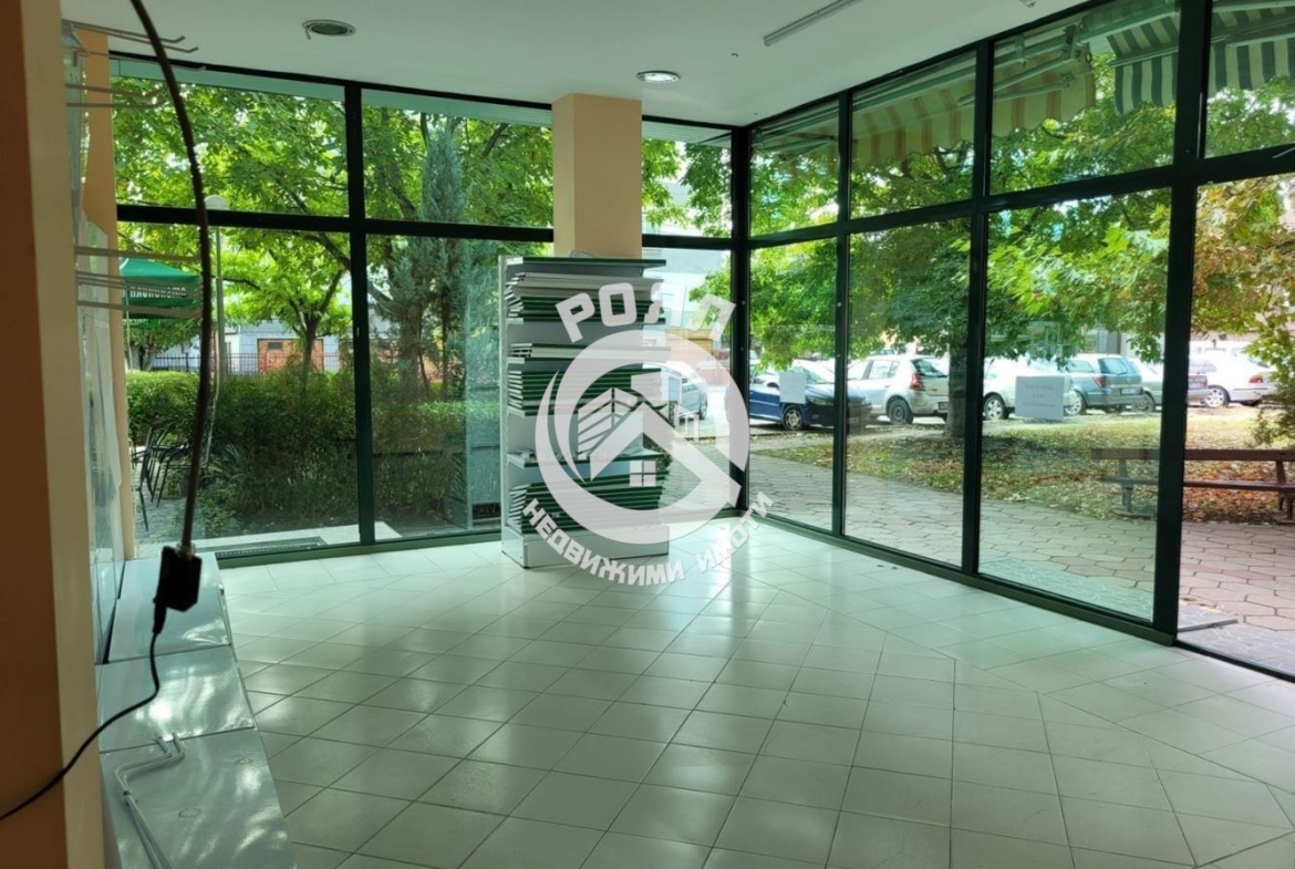 Роял Имоти продава магазин в гр.Стамболийски - 0