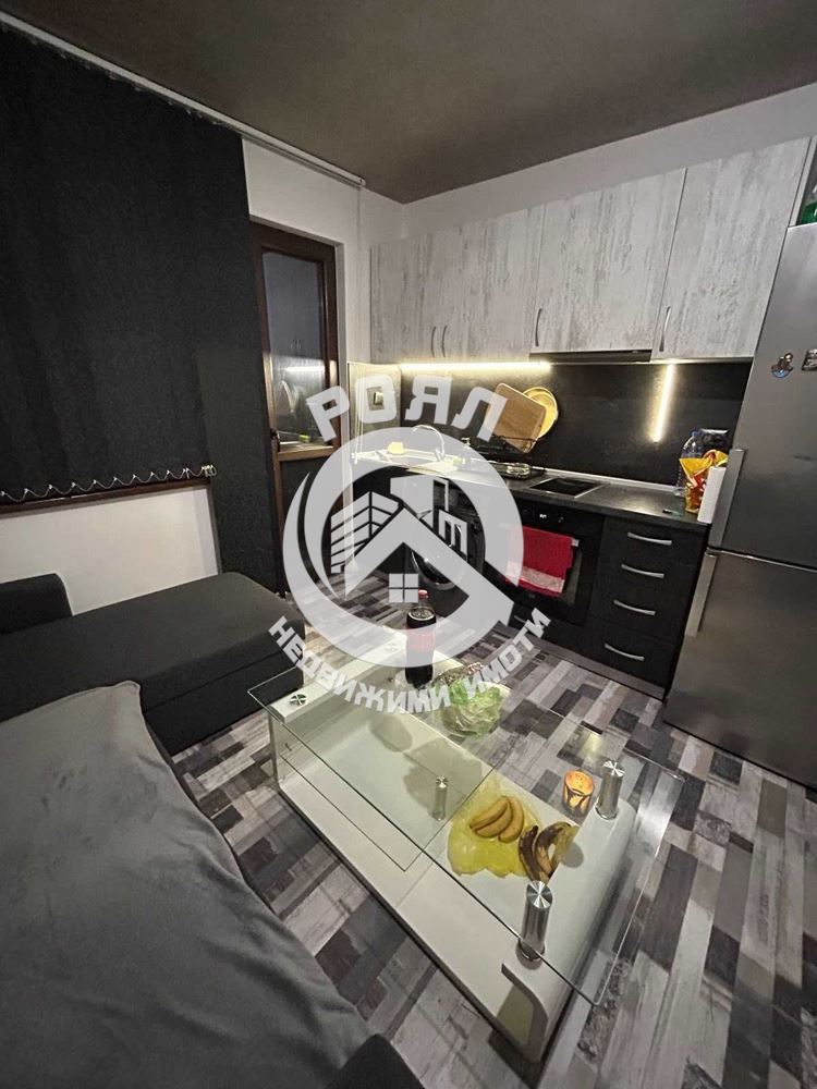 Роял Имоти продава Ексклузивно двустаен апартамент в центъра на гр. Стамболийски - 0