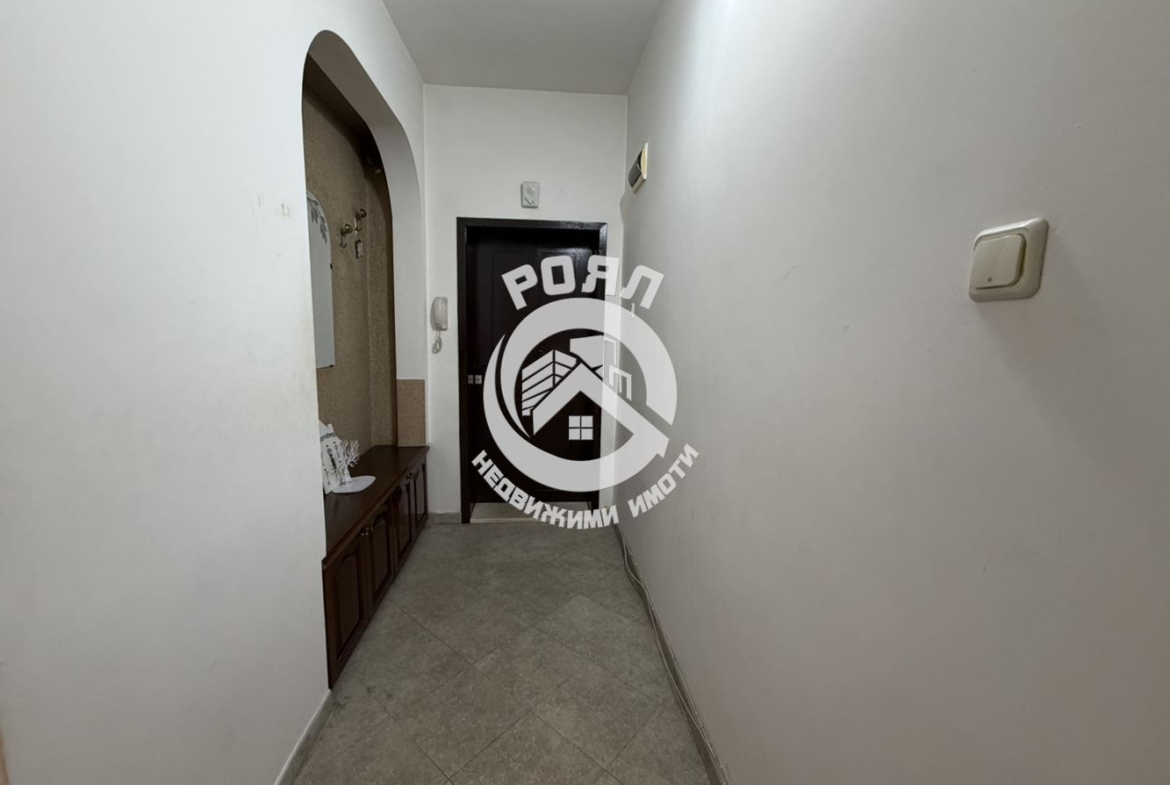 Роял имоти отдава под наем двустаен апартамент в кв. Христо Смирненски, Пловдив - 0