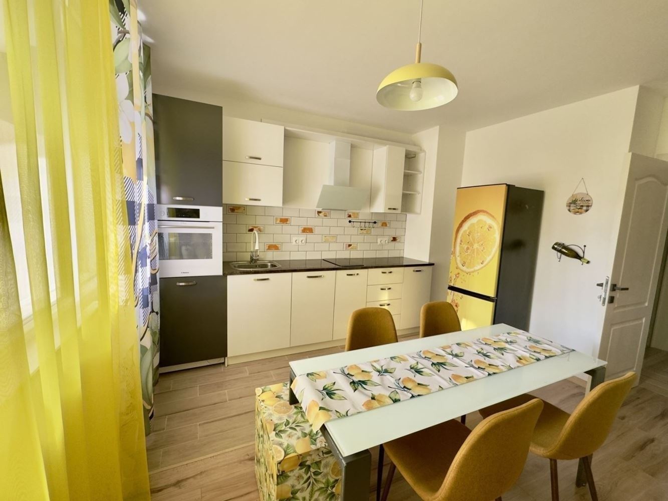 Роял Имоти продава двустаен, обзаведен апартамент,Коматевско шосе,Пловдив - 0