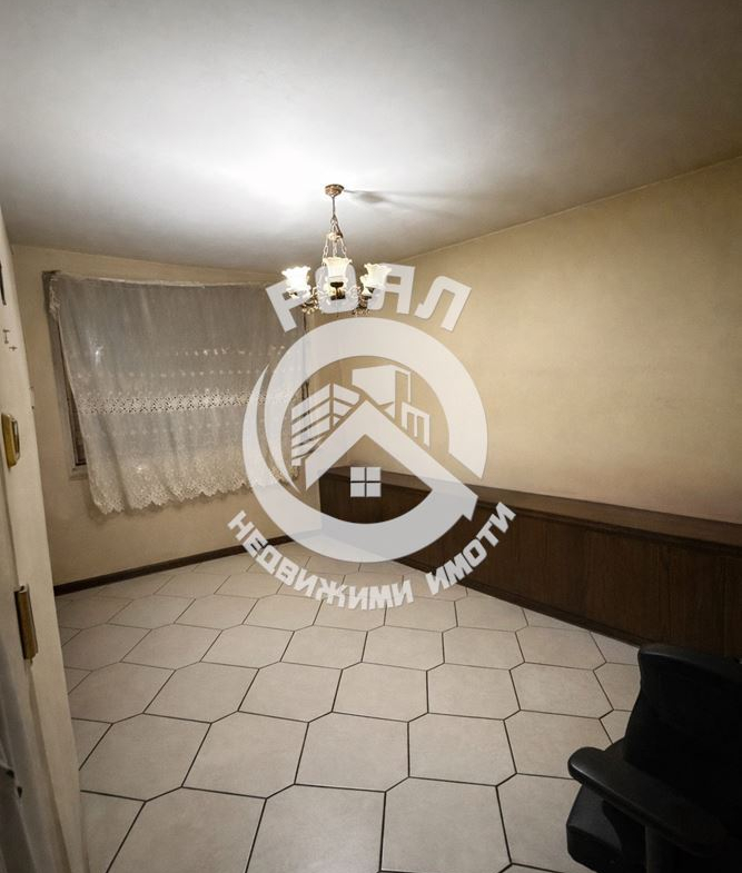 Роял имоти продава ТОП ЦЕНТЪР, двустаен апартамент в град Асеновград - 0