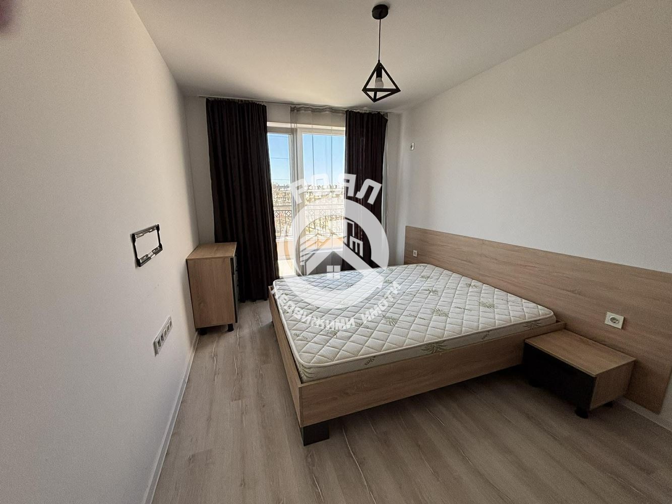 Роял Имоти отдава под наем двустаен апартамент в кв.Южен, Пловдив - 0