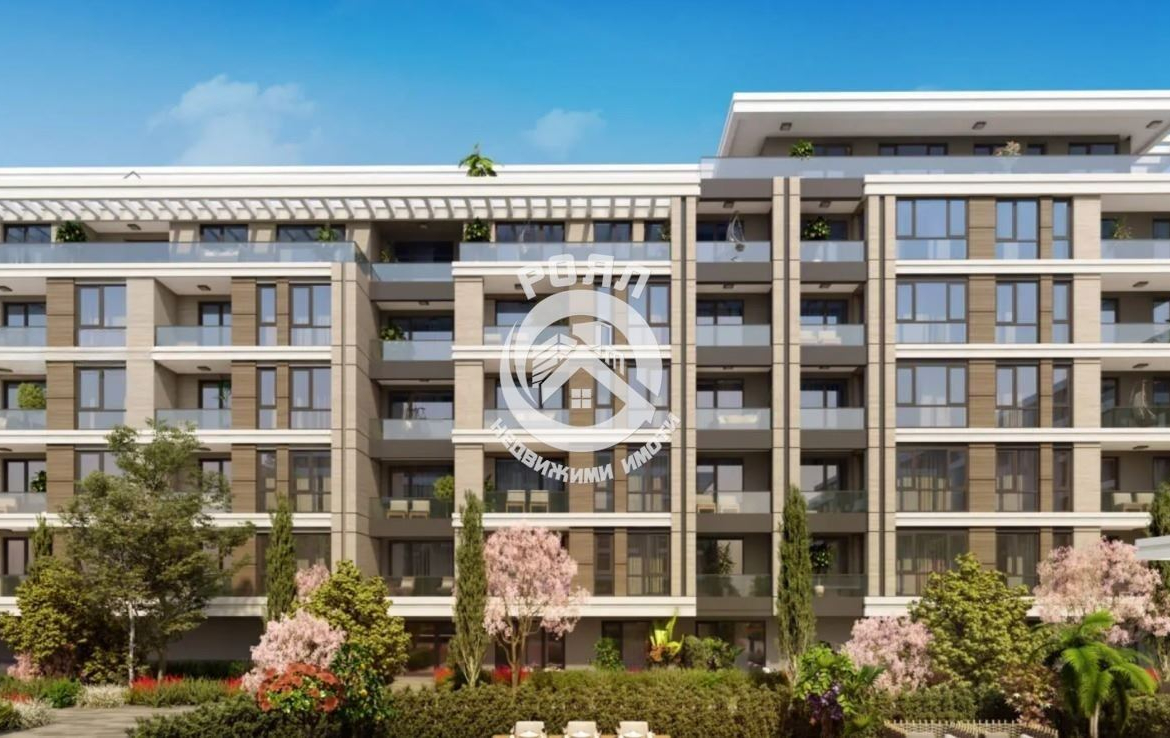 Роял Имоти продава двустаен апартамент в кв.Остромила - 0