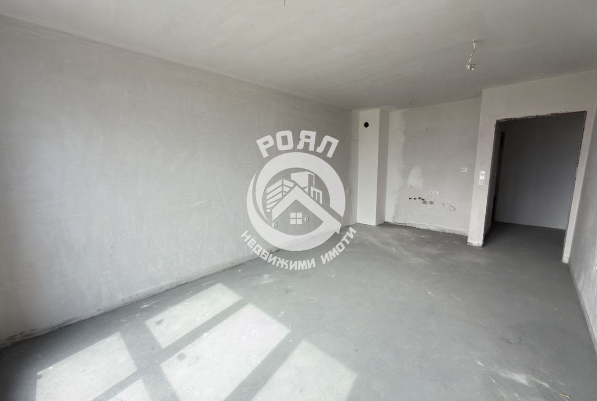 Роял Имоти продава двустаен апартамент в кв.Кючук Пяриж,гр.Пловдив - 0