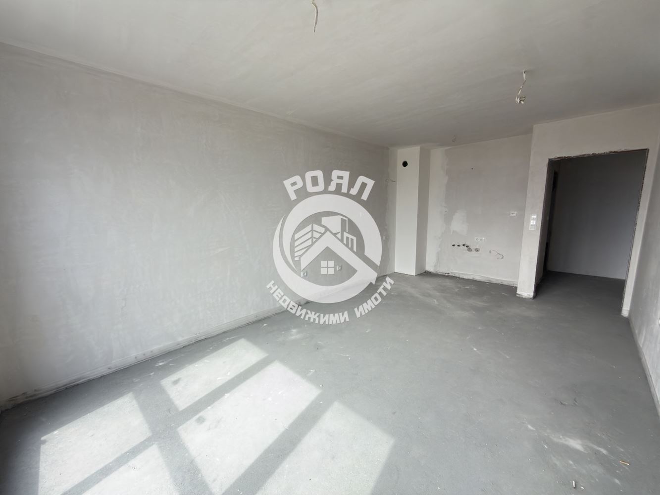 Роял Имоти продава двустаен апартамент в кв.Кючук Пяриж,гр.Пловдив - 0