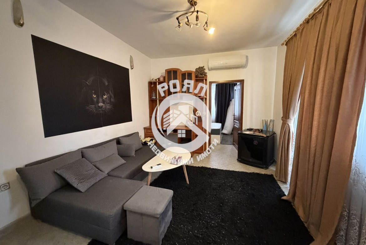 Роял имоти отдава под наем двустаен апартамент в кв. Христо Смирненски, Пловдив - 0