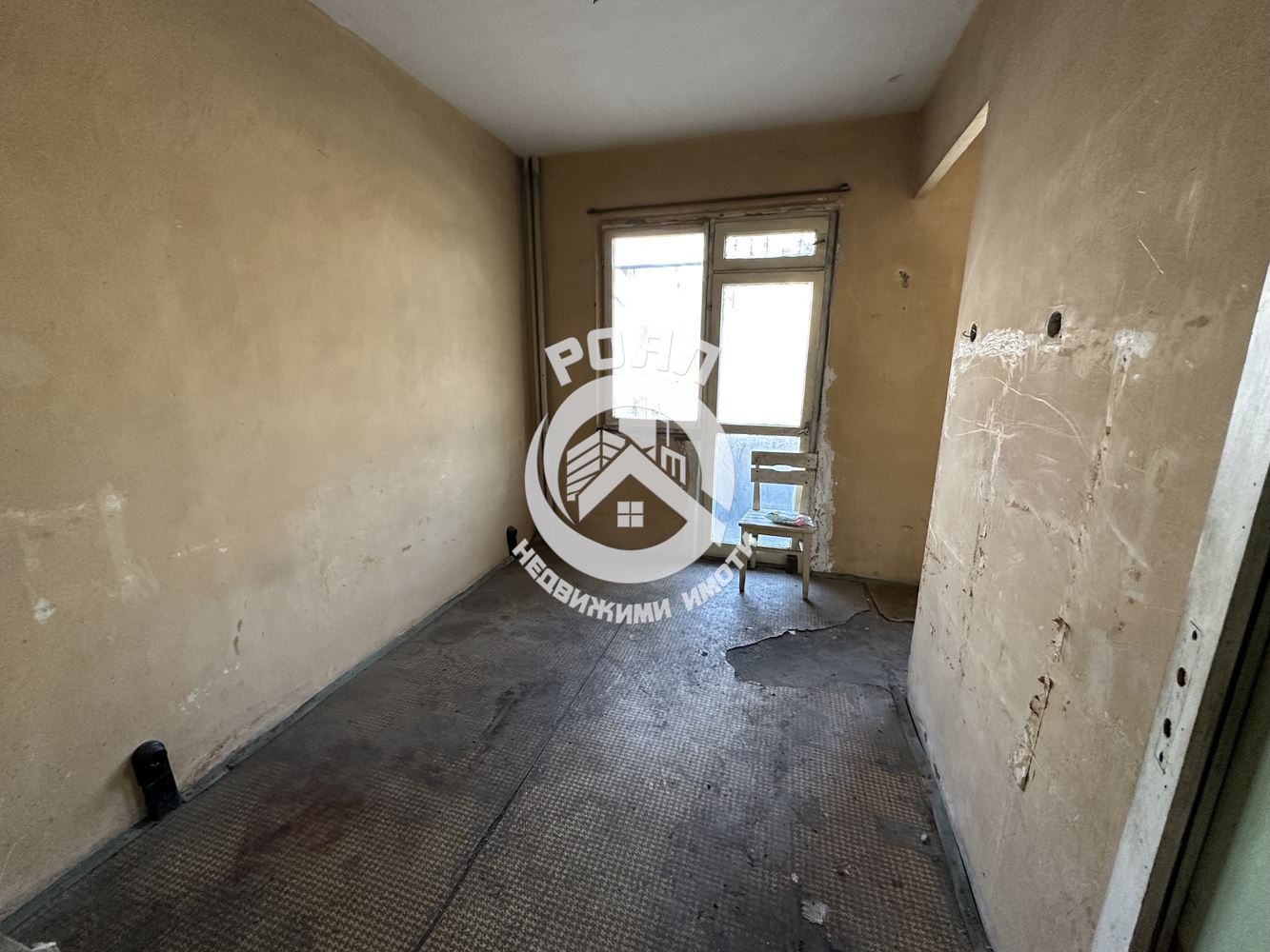 Роял Имоти продава Ексклузивно четиристаен апартамент на ул.Зенит в кв.Изгрев - 0