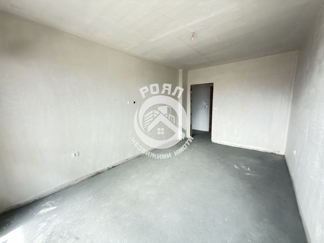 Роял Имоти продава двустаен апартамент в кв.Кючук Пяриж,гр.Пловдив - 0