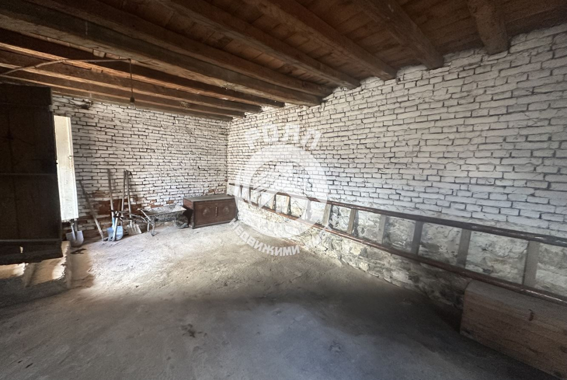 Роял Имоти продава Ексклузивно двуетажна къща с двор в гр.Стамболийски - 0