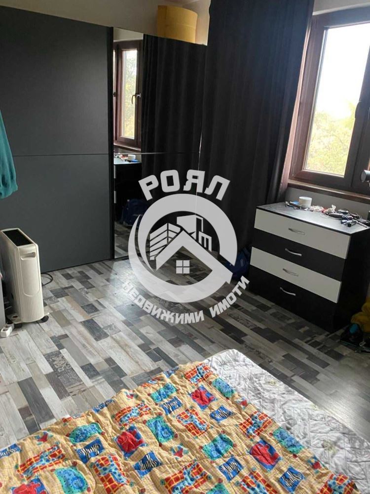 Роял Имоти продава Ексклузивно двустаен апартамент в центъра на гр. Стамболийски - 0