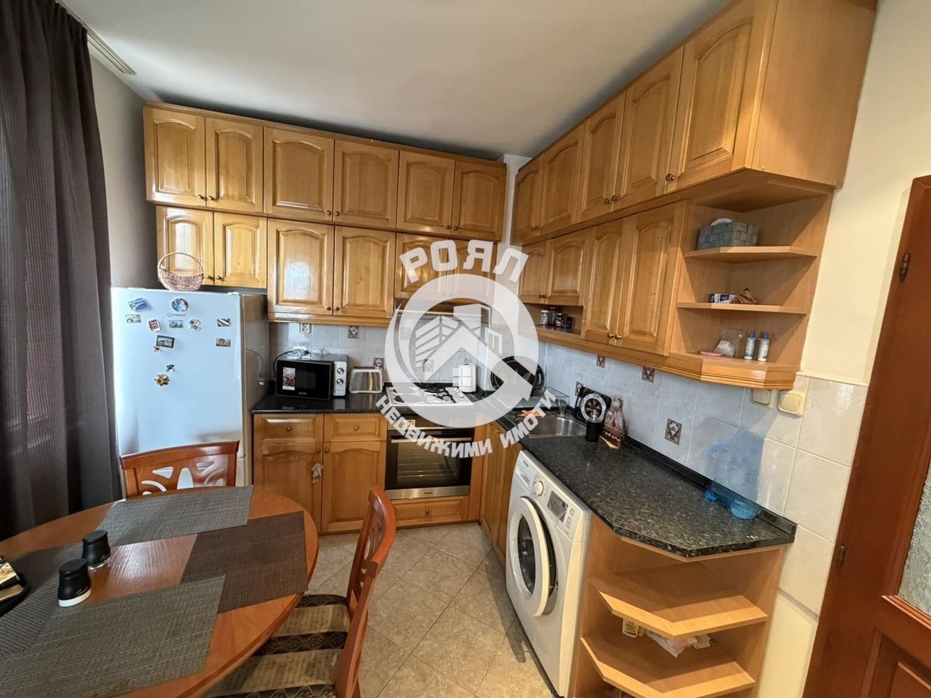 Роял имоти отдава под наем двустаен апартамент в кв. Христо Смирненски, Пловдив - 0