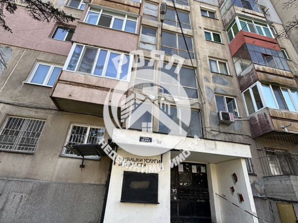 Роял Имоти продава Ексклузивно четиристаен апартамент на ул.Зенит в кв.Изгрев - 0