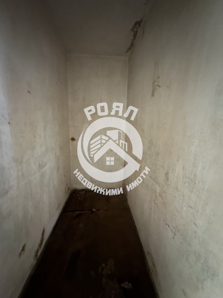 Роял Имоти продава Ексклузивно четиристаен апартамент на ул.Зенит в кв.Изгрев - 0