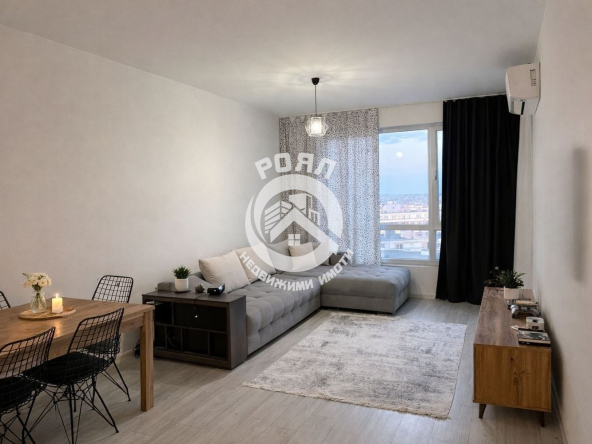 Роял имоти продава двустаен апартамент в Томов Плаза кв Тракия - 0