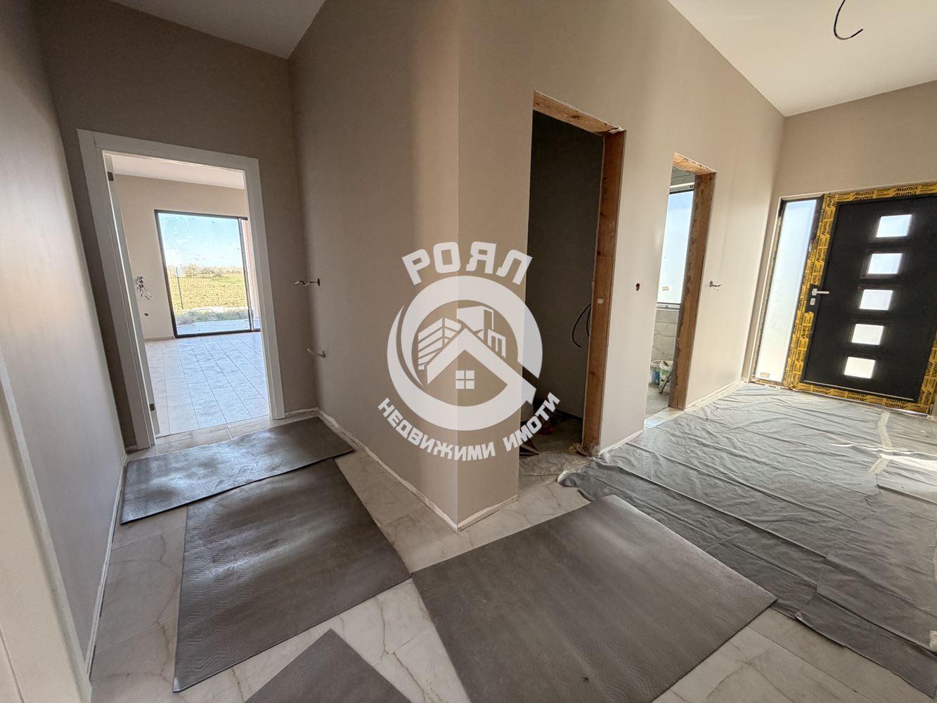 Роял имоти продава едноетажна, самостоятелна къща, село Оризари, Пловдив - 0