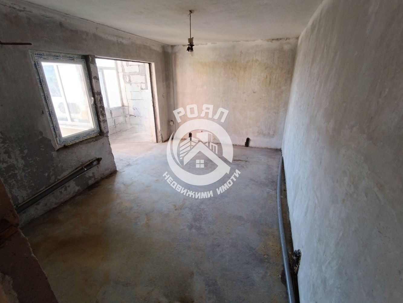 Роял имоти продава боксониера в кв.Тракия, Пловдив - 0