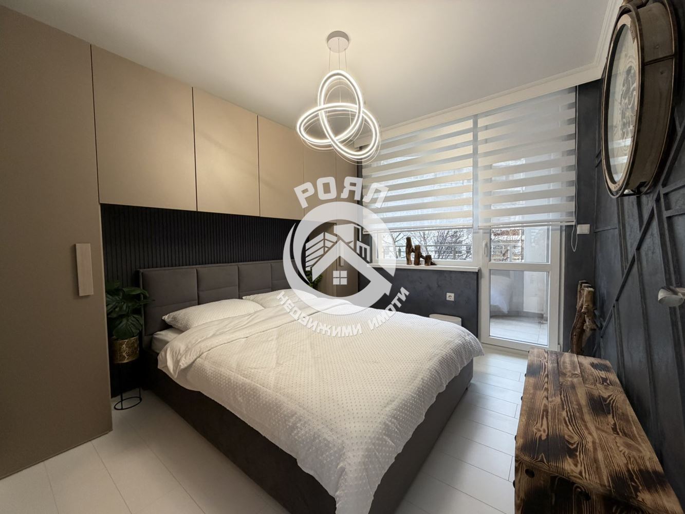 Роял имоти продава тристаен, обзаведен апартамент, Тракия, Пловдив - 0