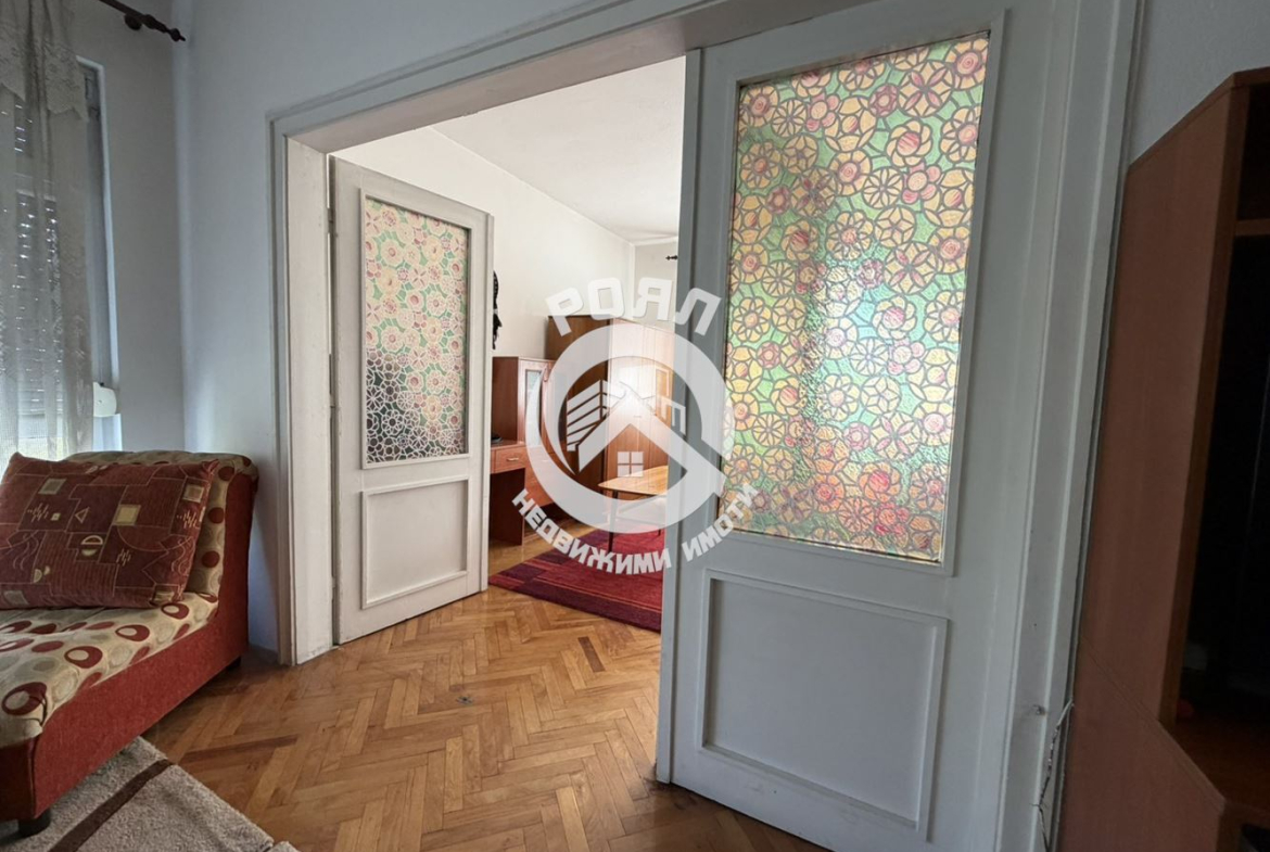 Роял имоти отдава под наем тристаен апартамент, Младежки хълм, Пловдив - 0