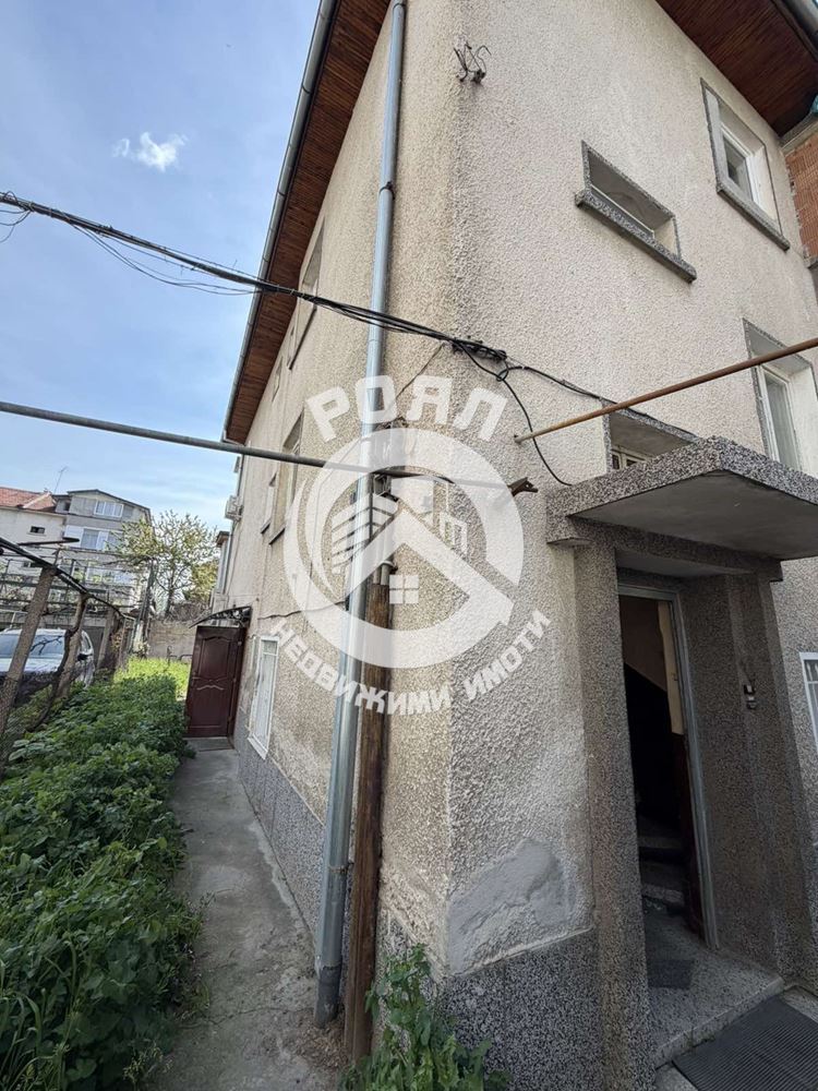 Роял имоти продава двустаен апартамент, Смирненски, Пловдив - 0