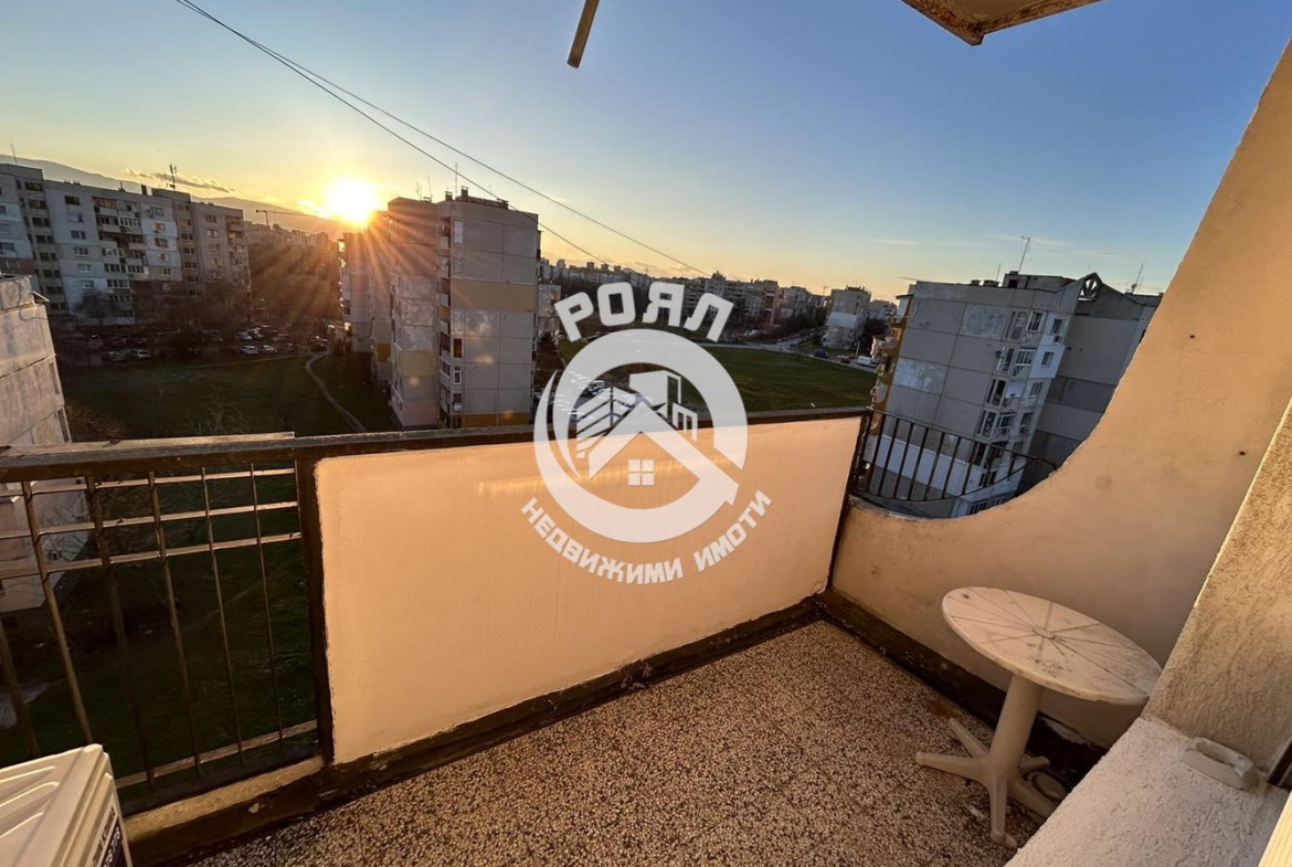 Роял имоти продава тристаен апартамент,Тракия , Пловдив - 0