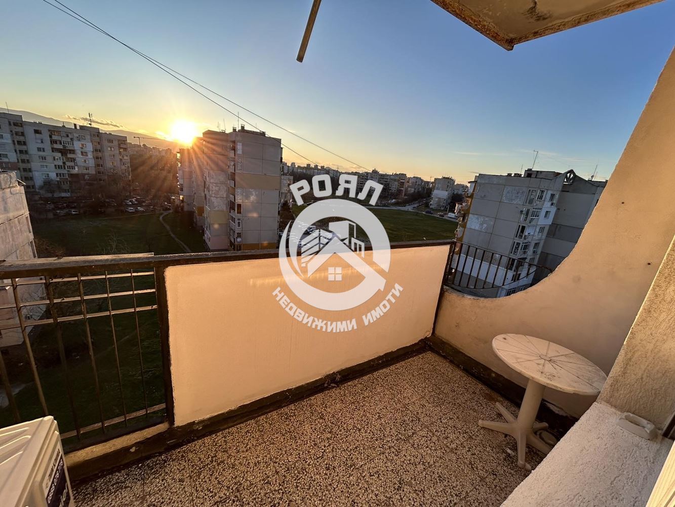 Роял имоти продава тристаен апартамент,Тракия , Пловдив - 0