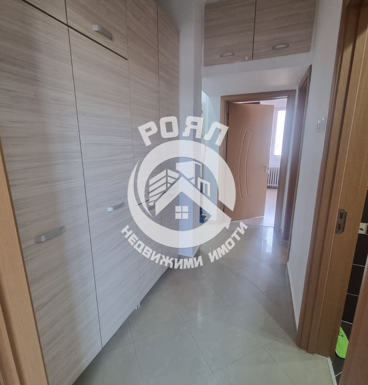 Роял имоти отдава под наем тристаен апартамент, Кършияка, Пловдив - 0