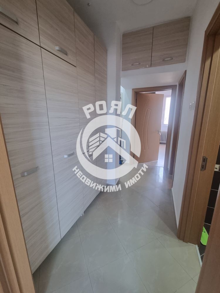 Роял имоти отдава под наем тристаен апартамент, Кършияка, Пловдив - 0