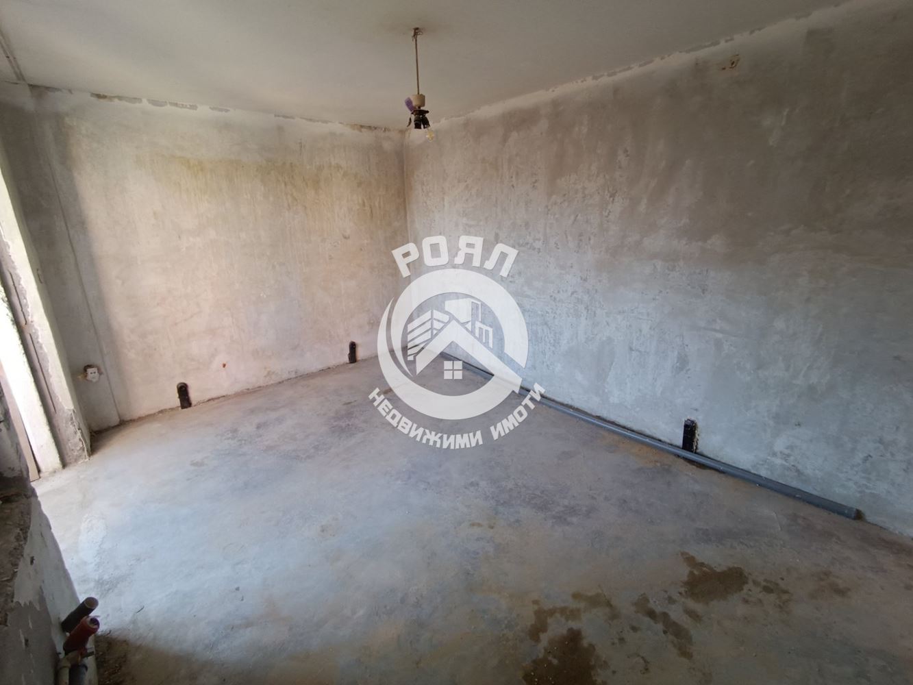 Роял имоти продава боксониера в кв.Тракия, Пловдив - 0