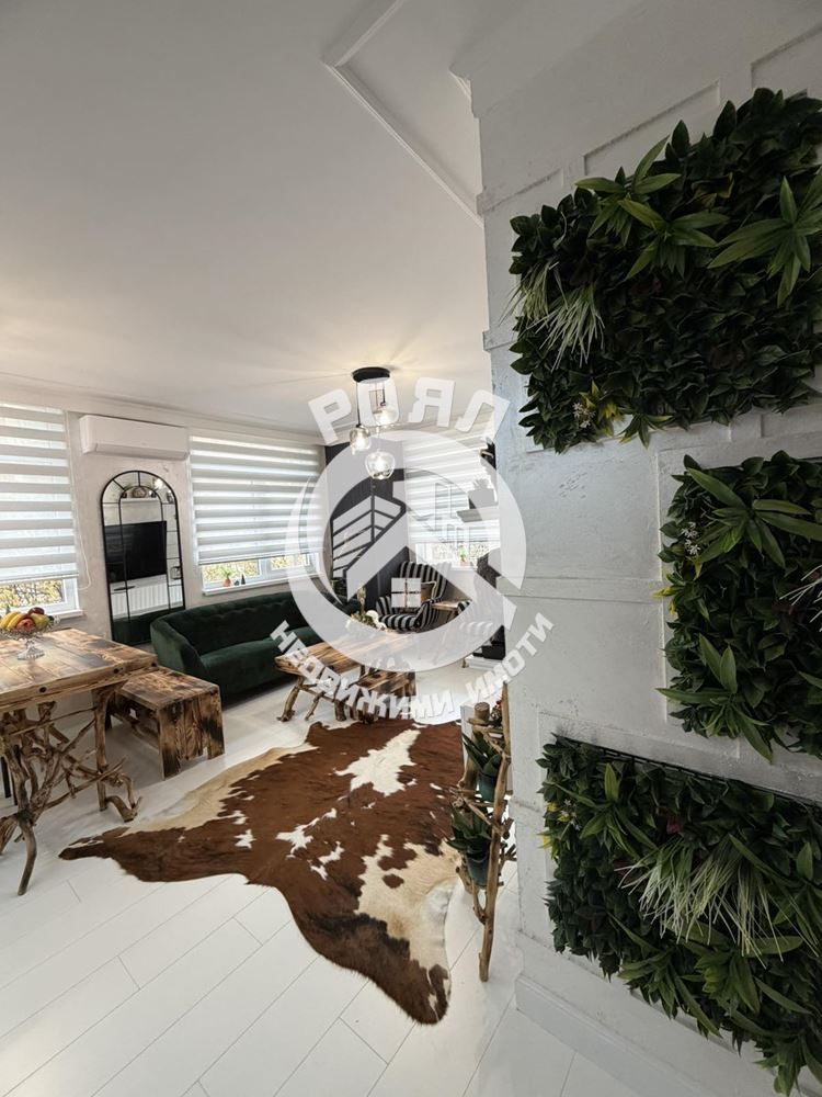 Роял имоти продава тристаен, обзаведен апартамент, Тракия, Пловдив - 0