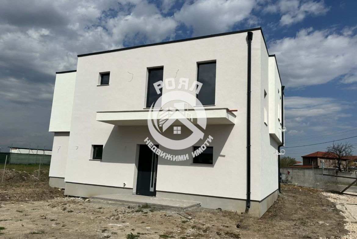 Роял Имоти продава две къщи пред Акт 16 в село Бенковски ,Пловдив - 0