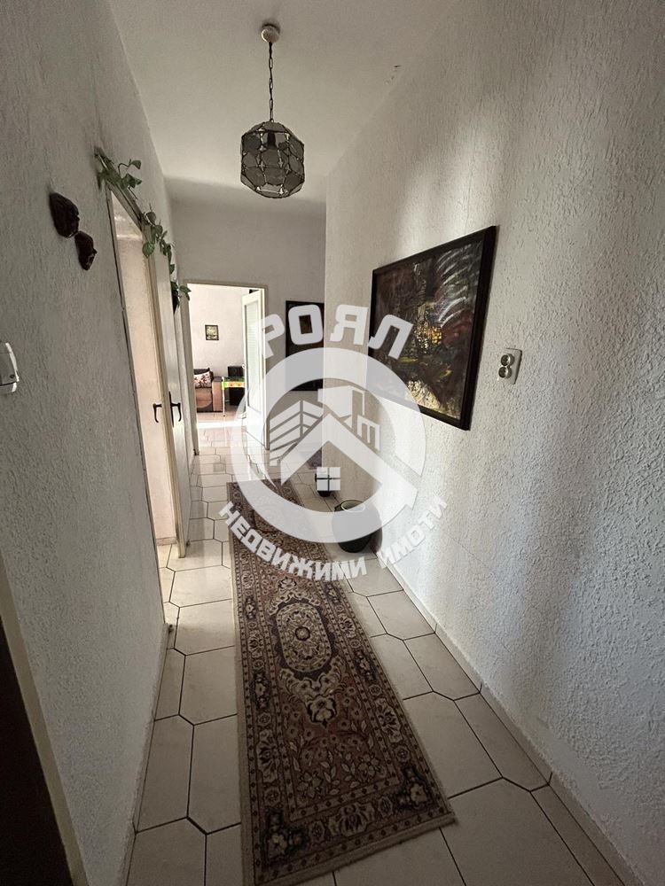 Роял имоти продава тристаен апартамент,Тракия , Пловдив - 0