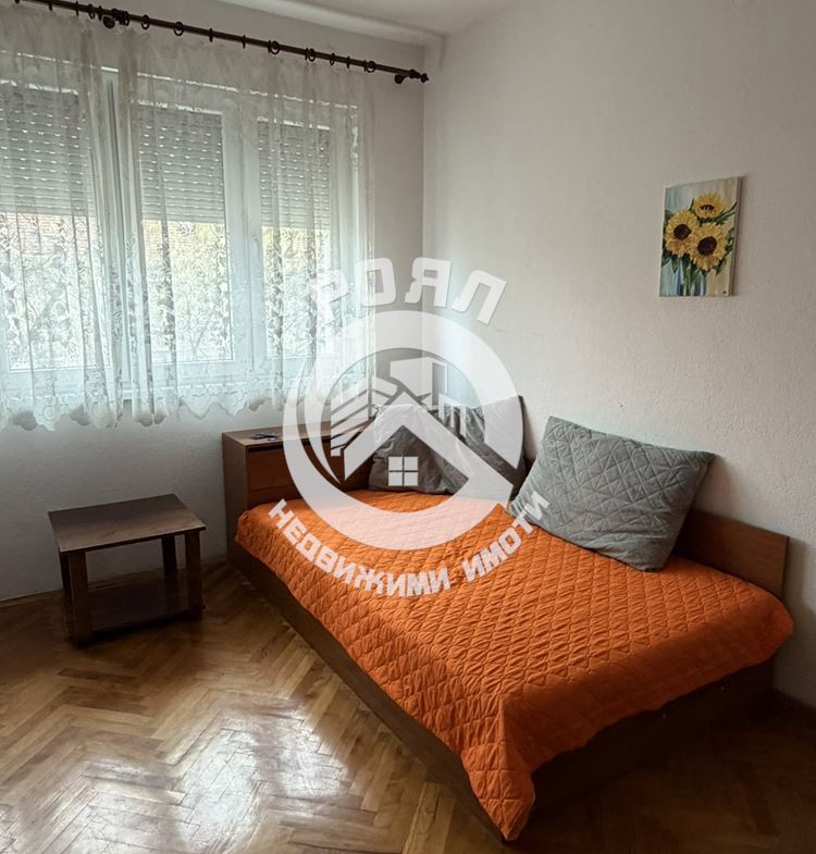 Роял имоти отдава под наем тристаен апартамент, Младежки хълм, Пловдив - 0