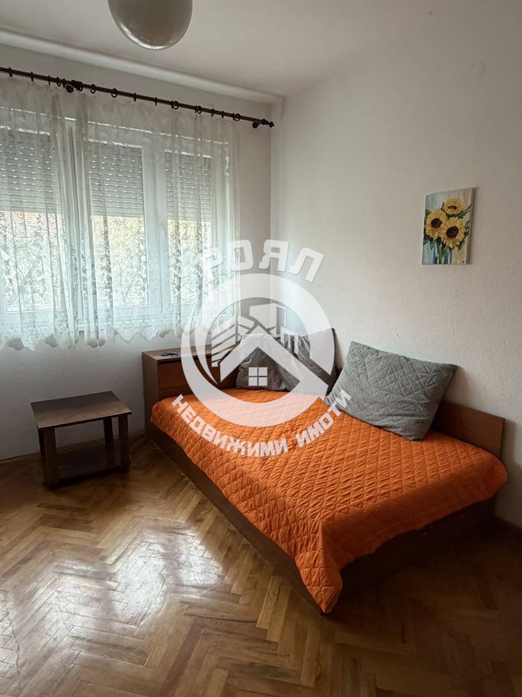 Роял имоти отдава под наем тристаен апартамент, Младежки хълм, Пловдив - 0