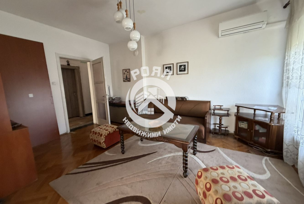 Роял имоти отдава под наем тристаен апартамент, Младежки хълм, Пловдив - 0