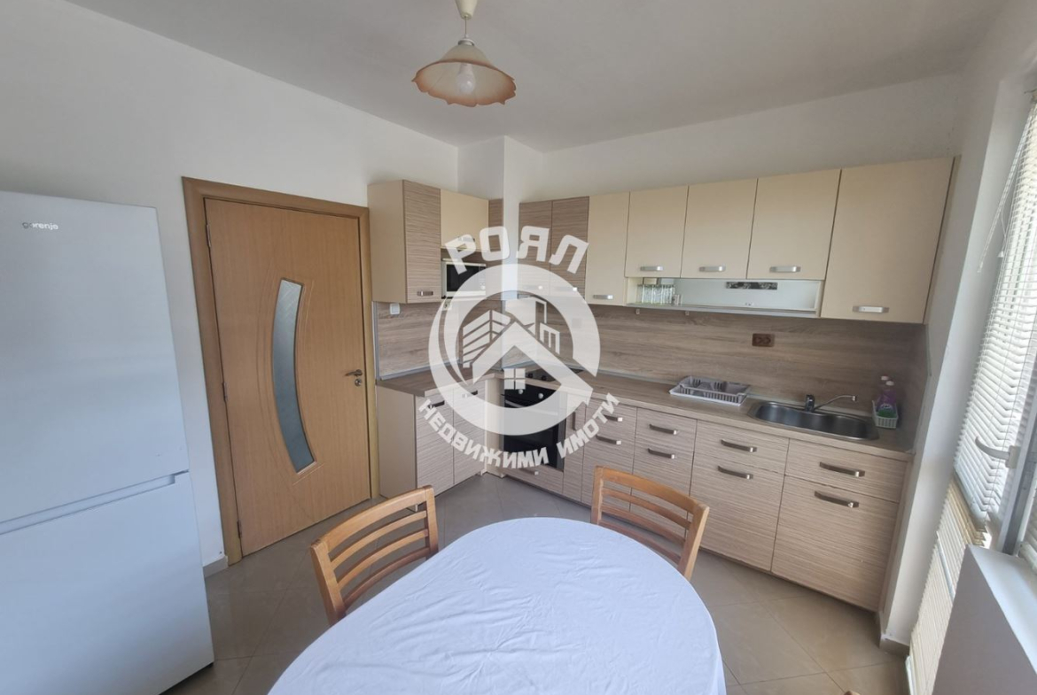 Роял имоти отдава под наем тристаен апартамент, Кършияка, Пловдив - 0