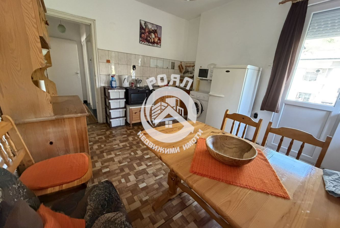 Роял имоти отдава под наем тристаен апартамент, Младежки хълм, Пловдив - 0