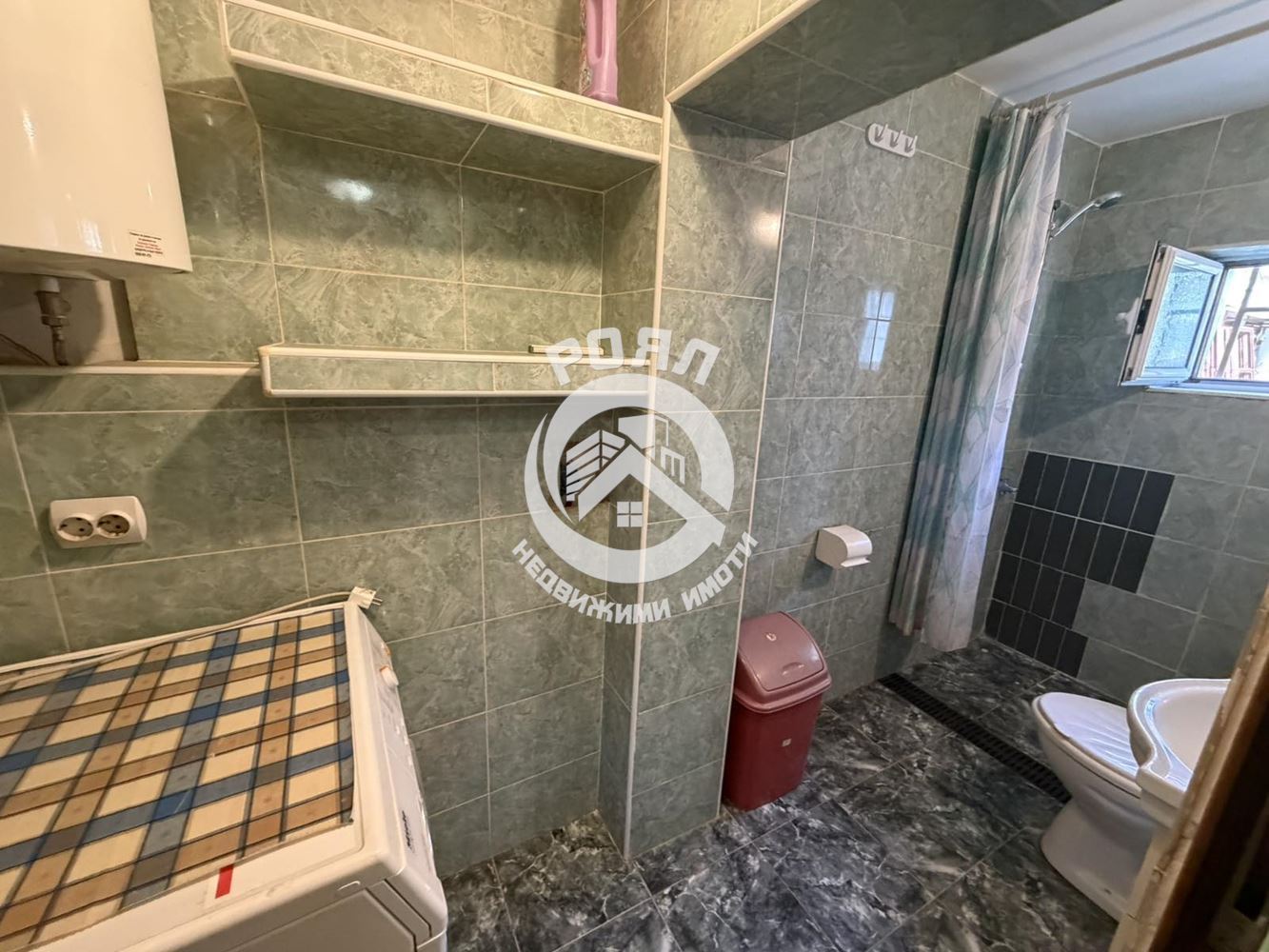 Роял имоти продава двустаен апартамент, Смирненски, Пловдив - 0