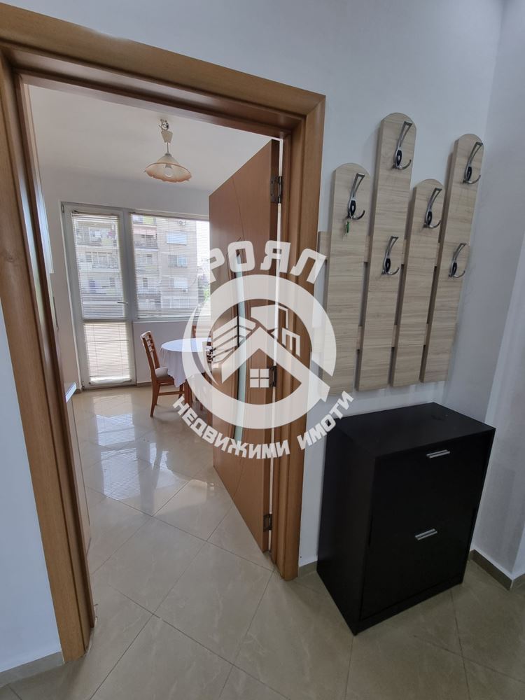 Роял имоти отдава под наем тристаен апартамент, Кършияка, Пловдив - 0