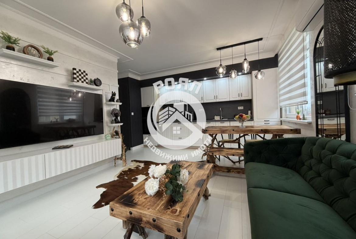 Роял имоти продава тристаен, обзаведен апартамент, Тракия, Пловдив - 0