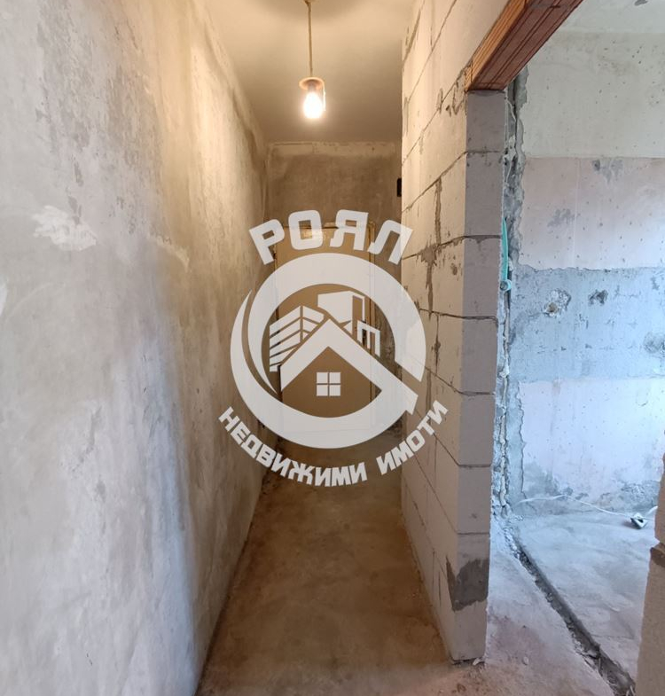 Роял имоти продава боксониера в кв.Тракия, Пловдив - 0