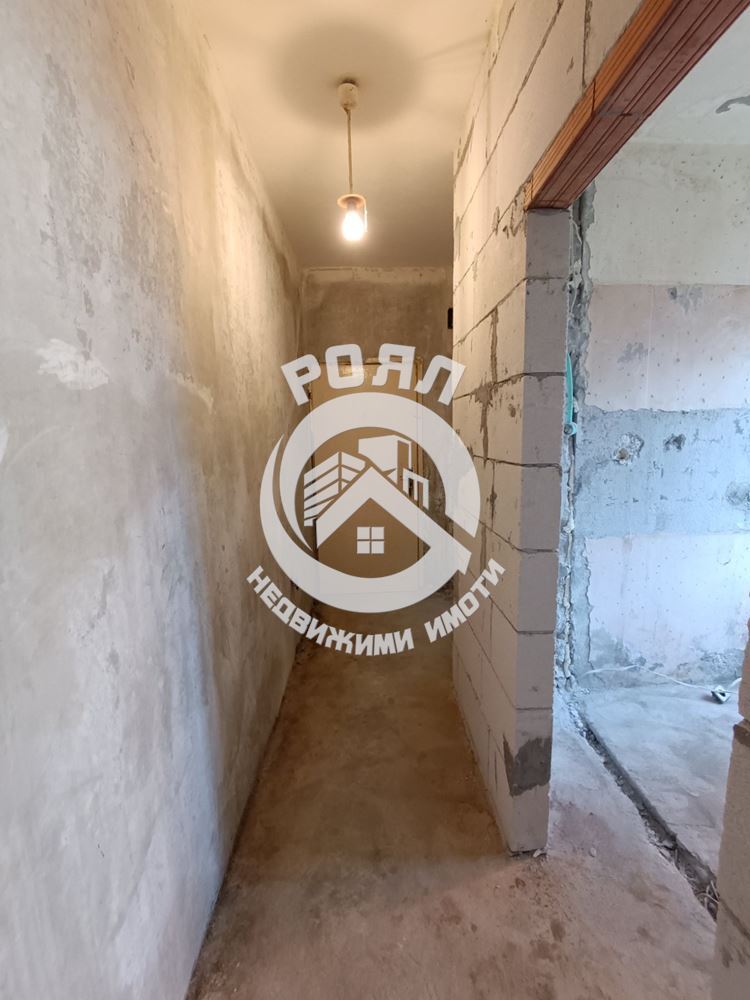 Роял имоти продава боксониера в кв.Тракия, Пловдив - 0