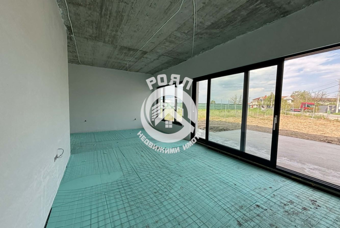 Роял Имоти продава две къщи пред Акт 16 в село Бенковски ,Пловдив - 0