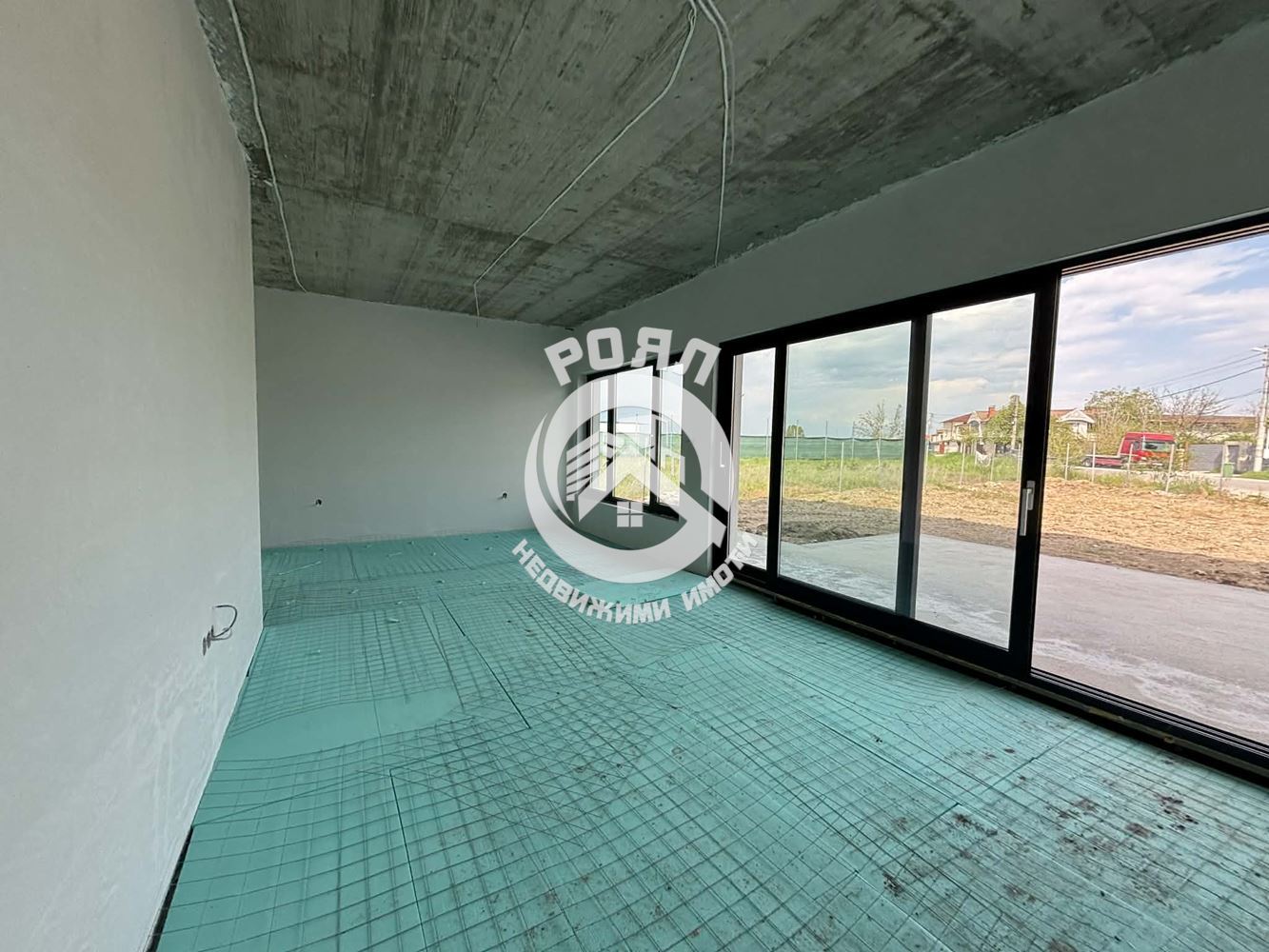 Роял Имоти продава две къщи пред Акт 16 в село Бенковски ,Пловдив - 0